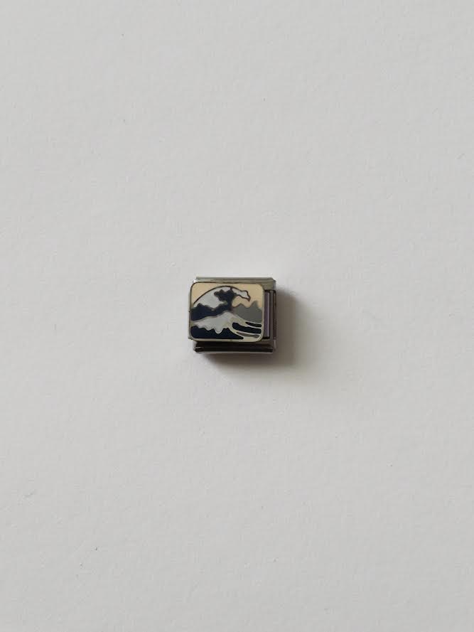 Wave Italian Charm